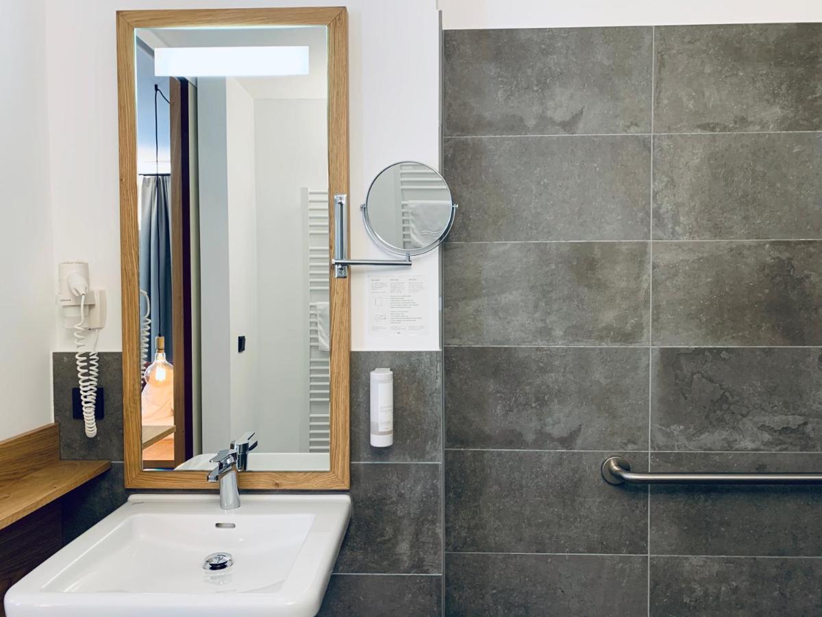 Stadthotel Kachelofen クルムバハ エクステリア 写真