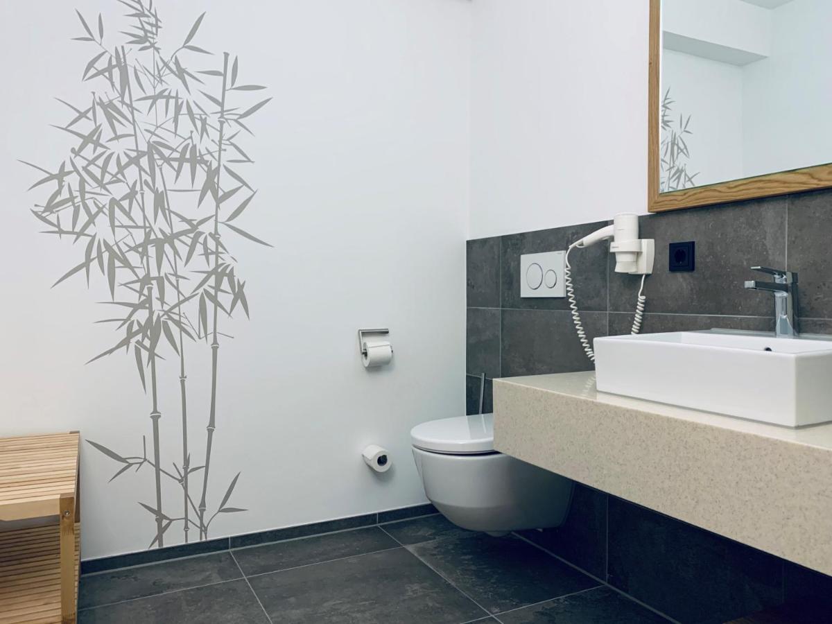 Stadthotel Kachelofen クルムバハ エクステリア 写真