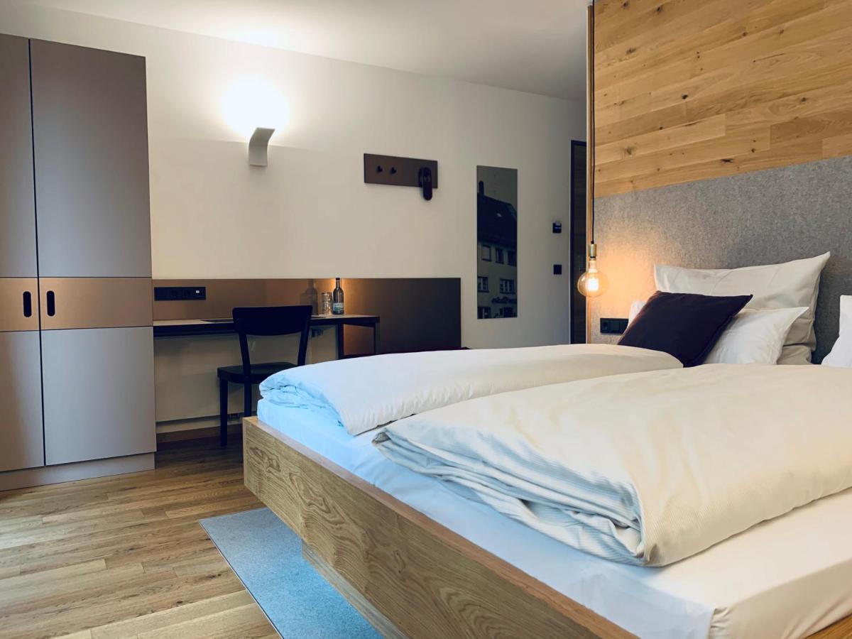 Stadthotel Kachelofen クルムバハ エクステリア 写真