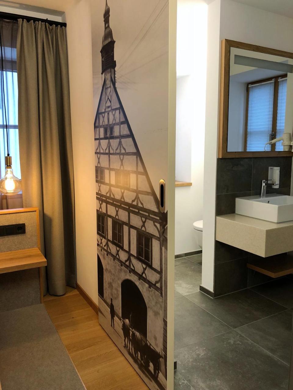Stadthotel Kachelofen クルムバハ エクステリア 写真